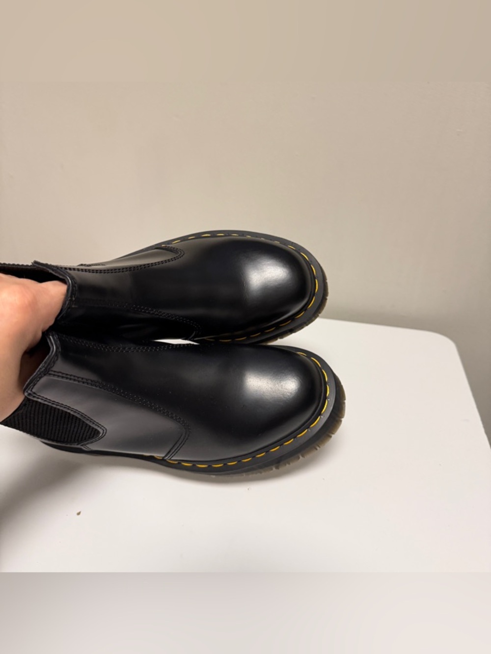 Dr. Martens 2976 Quad Smooth Leather Platform Chelsea Boots Women’s US 8 UK 6 - Picture 7 of 10